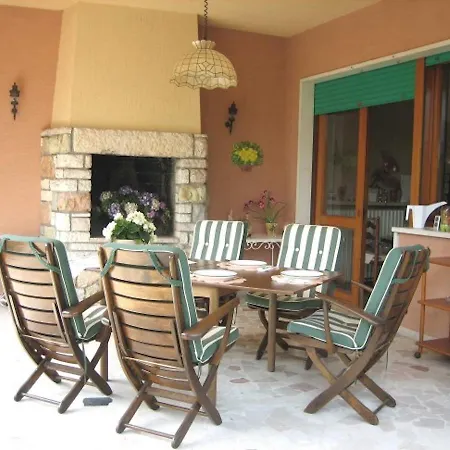 Tosca Villa *