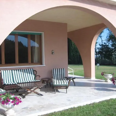 Tosca Villa *