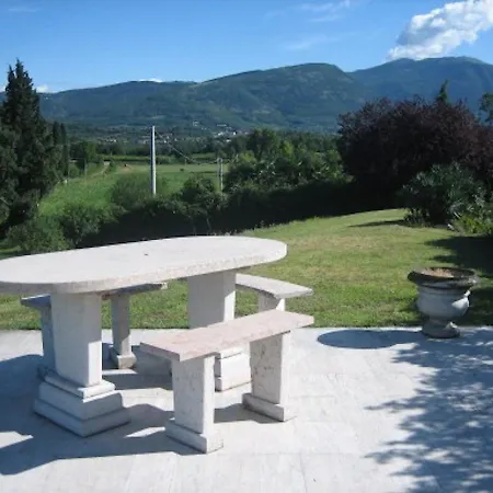 Tosca Villa *